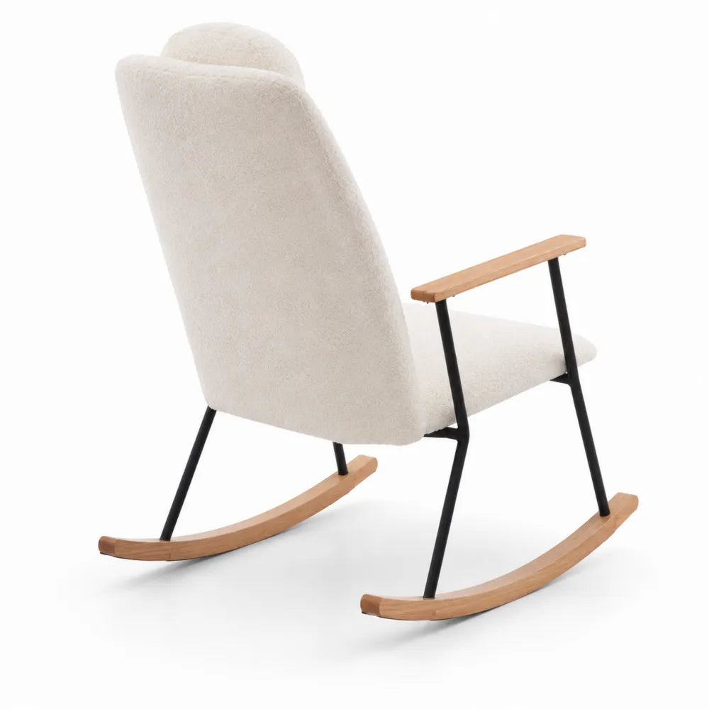 Chaise ¨¤ bascule en tissu cr¨¨me avec cadre en m¨¦tal et accoudoirs en